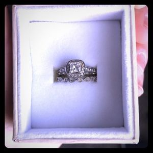 10K White Gold and Genuine Diamond Wedding Set